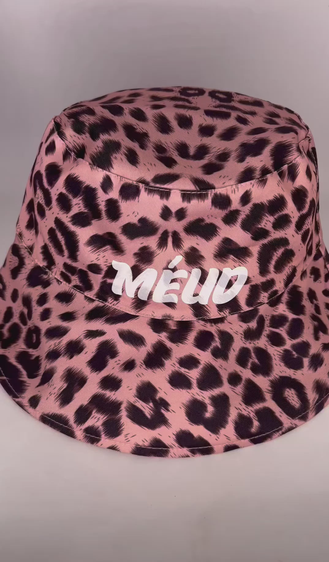 Meud 1 Pink Leopard Print Bucket Hat